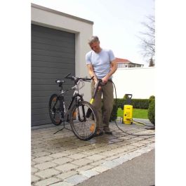 Karcher Cepillo de Llantas para Coche con Distribución Uniforme de Agua 360° y Cerdas de Alta Calidad