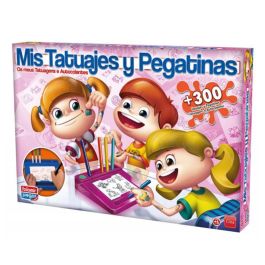 Falomir Juego de Tatuajes y Pegatinas con Pupitre de Dibujo, 4 Rotuladores, Hojas de Diseño, 250 Pegatinas y 112 Tatuajes, Edad 6+ Precio: 12.50000059. SKU: S2403871