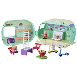 Hasbro HAS5010996214911 Peppa Pig La Caravana de Peppa con 3 figuras y 6 accesorios, Juguete Preescolar +3 años Hasbro HAS5010996214911 Peppa Pig La Caravana de Peppa con 3 figuras y 6 accesorios, Juguete Preescolar +3 años