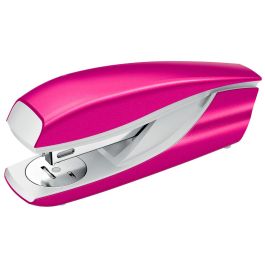 Grapadora Petrus Mod 635 Wow Fucsia Metalizada Capacidad 30 Hojas