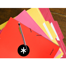 Antartik Carpeta Gomas Tres Solapas Cartón Forrado A4 Color Rojo