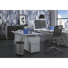 Kis Papelera de cocina de pedal 50L CHIC Inox con sello antiolor, mango de goma, base antideslizante para estabilidad y tira sujeta-bolsas