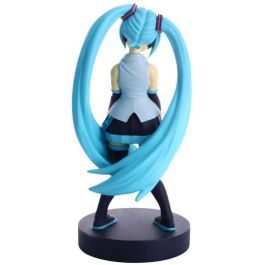 Cable Guy Soporte Figura Hatsune Miku 21cm para Mando y Móvil Compatible PlayStation 5 DualSense, Xbox Series S/X y iPhone