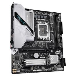 Gigabyte H810M GAMING WIFI6 LGA1851 Placa Base para Intel Core Ultra Serie 2, DDR5, M.2, 2.5GbE, WiFi 6, Micro ATX