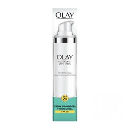 Olay Regenerist crema iluminadora SPF20 moisturizer Precio: 17.69000035. SKU: S0552021