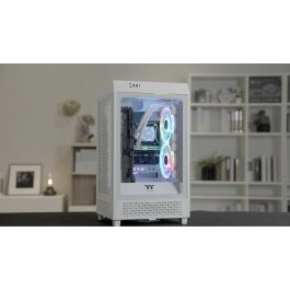 Thermaltake The Tower 200 Snow Mini Tower PC Mini-ITX Blanco con ventana lateral y panel de vidrio templado