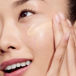 Clinique Even Better Clinical Vitamin Base De Maquillaje Spf50 #4-Light Medium Cool 30 mL Clinique Even Better Clinical Vitamin Base De Maquillaje Spf50 #4-Light Medium Cool 30 mL