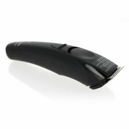 Panasonic ER-GP21 Cortapelo Profesional Máxima Precisión para Afeitado Apurado, Agarre Ultracómodo, Baja Vibración, Acero Negro