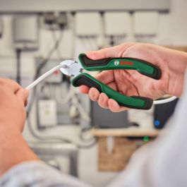 Bosch BOS4059952655857 Juego de 3 Alicates Universales, Punta Larga y Corte Diagonal Duraderos Ergonómicos