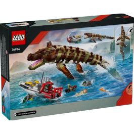 LEGO 76974 Juguete de Construcción Barco de la Misión Mosasaurio - 858 piezas