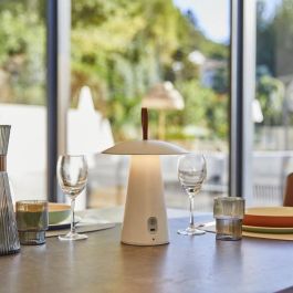 Lumisky LUM3760093546522 Lámpara de mesa inalámbrica FUNGY, LED blanco cálido, Aluminio, Mango de cuero, Al. 29 cm Lumisky LUM3760093546522 Lámpara de mesa inalámbrica FUNGY, LED blanco cálido, Aluminio, Mango de cuero, Al. 29 cm