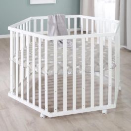 Roba AAAIG92169 Parque infantil hexagonal de madera lacada en blanco LITTLE STARS, altura regulable, funda acolchada, ruedas con freno.