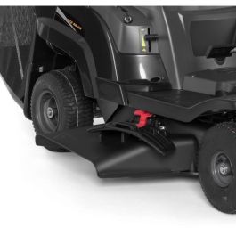 Cortacésped térmico con operador a bordo ALPINA AT2 66 QA - corte 66 cm - eyección del contenedor 150 L