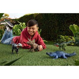 Jurassic World JGB95 Figura articulada Chilantaisaurus Fierce Giants de juguete