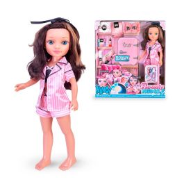 Famosa Nac74000 Muñeca Nancy Beauty Fridge Set de Belleza con neverita que enfría accesorios para rutina facial y capilar, +3 años
