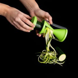 Quid Espirilizador de Verduras a Presión Modelo Veggy de Plástico Color Verde 18x8x27 cm, Limpieza Sencilla y Apto para Lavavajillas Quid Espirilizador de Verduras a Presión Modelo Veggy de Plástico Color Verde 18x8x27 cm, Limpieza Sencilla y Apto para Lavavajillas