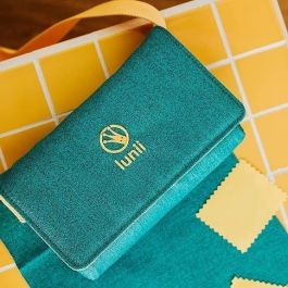 Lunii  Ma Pochette Lunii  Bolsa de transporte y protección para la narradora Ma Fabrique a Histoires