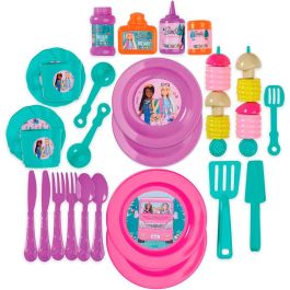Barbie Playset Glamping Deluxe con Más de 20 Accesorios de Barbacoa y Silla – Muñeca No Incluida