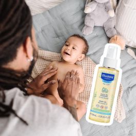 Mustela Aceite de Masaje para Bebé 100 ml - Hidratante y Calmante para Pieles Sensibles desde el Nacimiento