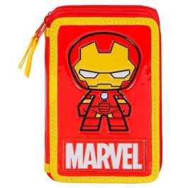 KARACTERMANIA Plumier Iron Man Marvel Estuche Escolar Completo con 3 Compartimentos, Bloc de Notas, Regla, Sacapuntas, Goma, Lápiz, 2 Bolígrafos, 18 Lápices y 18 Rotuladores