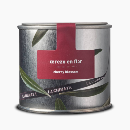 La Chinata Cherry Blossom Scented Candle 175 gr Precio: 9.5900002. SKU: B1EPXYFXFD