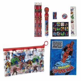 Cerdá Conjunto de Papelería Escolar Avengers Rojo para Niños de 2 a 8 Años - Medidas: 22x14x0.5 cm