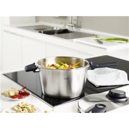 Fissler Vitavit® Premium Olla a Presión 4.5L con Cestillo y Trípode - Apto para Inducción, Superficie Novogrill, Ref 622-412-04-070/0 Fissler Vitavit® Premium Olla a Presión 4.5L con Cestillo y Trípode - Apto para Inducción, Superficie Novogrill, Ref 622-412-04-070/0