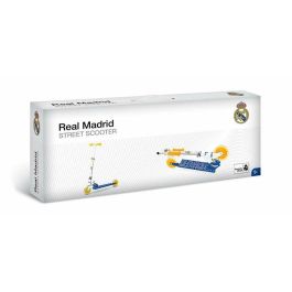 Real Madrid Patinete de Aluminio de 2 Ruedas para Niños y Niñas, Scooter Infantil con Medidas 80x55,5x9,5 cm, Edad +3 Años Precio: 38.50000022. SKU: B1DN5788Z4