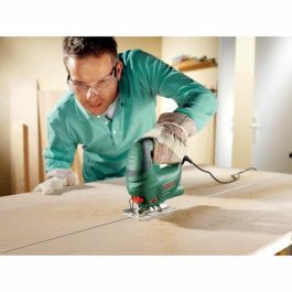 Bosch PST 650 CT Sierra de calar para cortes precisos rectos y curvos, compacta, ligera, de manejo cómodo y vibración mínima.