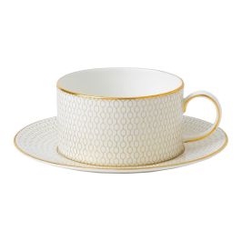 Wedgwood Taza de Té Arris-Gio Gold con Plato 180 ml (2 Unidades) Bone China Precio: 129.49999953. SKU: B1G2MF9PZW
