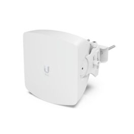 Ubiquiti UISP Wave Access Point, 5400 Mbit/s, Frecuencia 57-71 GHz, Antena Interna 24 dBi, Ethernet 10 Gigabit, Color Blanco Precio: 575.50000035. SKU: B13Y9XKEKA