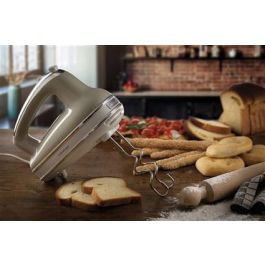 Ariete Batidora Amasadora 450W Vintage Beige con Accesorios de Acero Inoxidable Ariete Batidora Amasadora 450W Vintage Beige con Accesorios de Acero Inoxidable