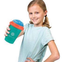 Chillfactor Máquina de granizar instantánea (congela, aprieta y disfruta) - Modelos surtidos, 10.5x10.5x18.8cm, para niños 4+ años Chillfactor Máquina de granizar instantánea (congela, aprieta y disfruta) - Modelos surtidos, 10.5x10.5x18.8cm, para niños 4+ años