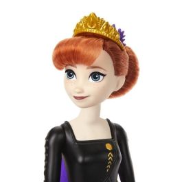 Muñeca frozen anna spin and reveal.incluye 11 sorpresas 5 accesorios y 5 pegatinas con una escena de juego inspirada en la pelicula.