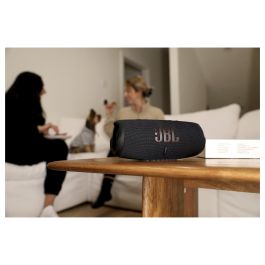 JBL Charge 5 Altavoz Portátil Bluetooth IP67 Resistente al Agua y Polvo 30W Batería 20h Color Rojo