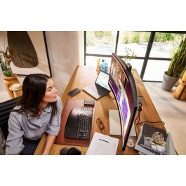 HP 734pm Monitor de Conferencias Series 7 Pro 34" WQHD con Thunderbolt 4