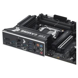 ASUS TUF B850-PLUS WiFi Placa Base ATX AMD AM5 DDR5 para Procesadores Ryzen 7000/8000/9000 Series con WiFi 7 y Bluetooth 5.4