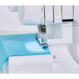 Brother M343D Overlock de 2 Agujas, Brazo Libre, Iluminación LED, Diferencial Ajustable, Roscado Simplificado y Cuchilla Retráctil