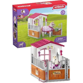 Schleich 42368 - Caja con yegua lusitaniana - Horse Club Range Precio: 42.69000032. SKU: S7181675