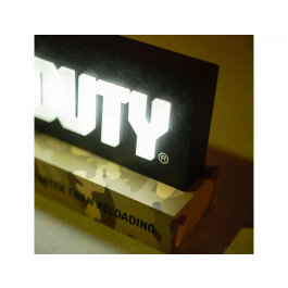 Wondee Call of Duty Lámpara Gaming de Capuchón, 5W, Batería y Cable, 475 Lm