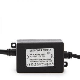 Driver IP67 3W 90-264VAC/12VDC Conector Hembra Driver IP67 3W 90-264VAC/12VDC Conector Hembra
