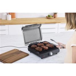 Ninja GR101EU Parrilla y Plancha de Interior Versátil para 4-5 personas con Temperatura Controlada hasta 260°C y Superficie Antiadherente