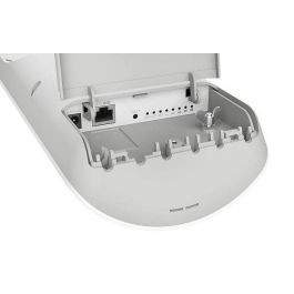 MikroTik mANTBox 2 12s, 2.4GHz 120 degree 12dBi dual polarization sector Integrated antenna with 600Mhz CPU, 64MB RAM, Gigabit Ethernet, PSU and PoE MikroTik mANTBox 2 12s, 2.4GHz 120 degree 12dBi dual polarization sector Integrated antenna with 600Mhz CPU, 64MB RAM, Gigabit Ethernet, PSU and PoE