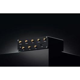 Teltonika RUTC50 Router Industrial 5G Wi-Fi 6 (802.11ax) Doble Banda Ethernet Negro