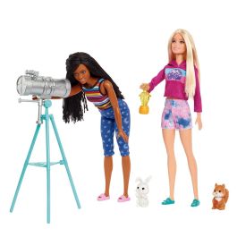 Barbie Hgc18 Set Camping con Muñecas Malibu & Brooklyn Roberts, Tienda de Campaña y Accesorios. Incluye Sillas, Telescopio, Hoguera