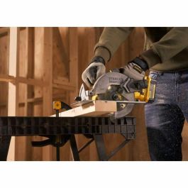 Stanley Sfmcs500B Sierra Circular V20 Sin Batería