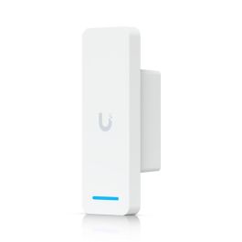 Ubiquiti Lector de Acceso Anti-Sabotaje con Montaje en Pared PoE+, IP55, Puerto RJ45 10/100 MbE, Blanco