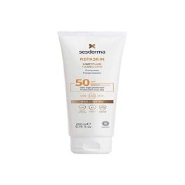 Sesderma Repaskin Fluido Ligero SPF50+ Aerosol 200 ml Precio: 23.89000042. SKU: B1866GP29X