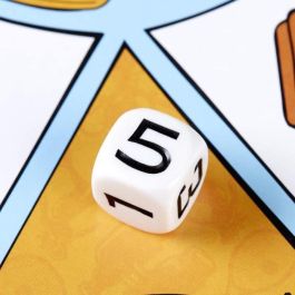 Hasbro Gaming Trivial Pursuit Family Edición 2018 Juego de Mesa - Desafío Intergeneracional con Preguntas Adaptadas para Niños y Adultos