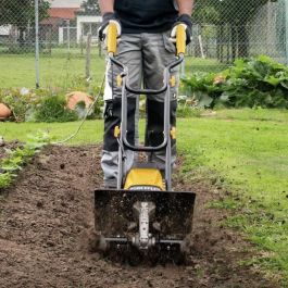 Powerplus POWEG72000 - Cultivador eléctrico 1050 W con 4 cuchillas
